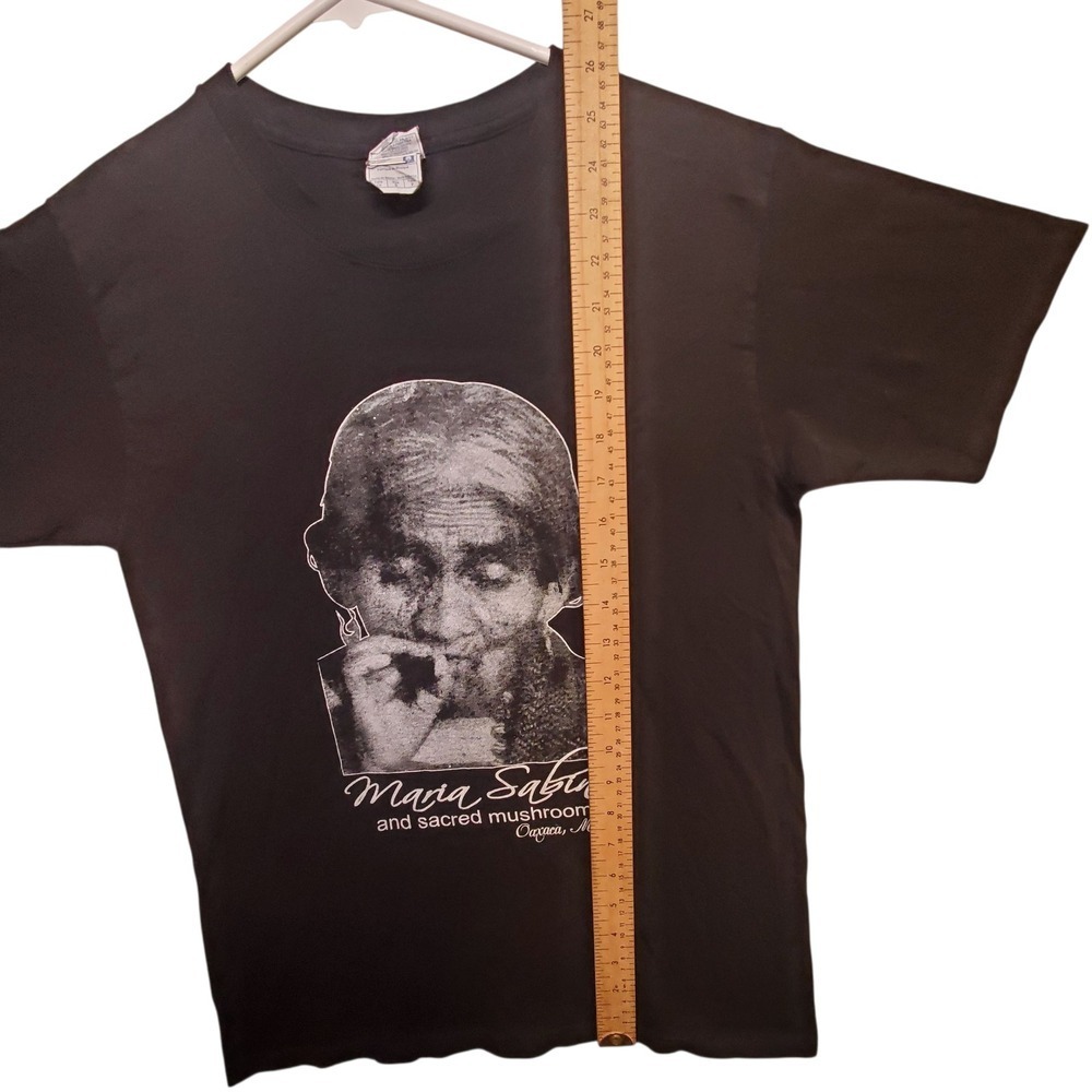 Maria Sabina Sacred Mushrooms Oaxaca Mexico Graphic T Shirt Mens Small Tee - Picture 6 of 8